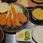 とんかつ 神楽坂 さくら - ロースカツ 海鮮フライ 定食