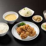 広島四川飯店 - 鶏の唐揚げランチ