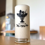 熱川バナナワニ園分園フルーツパーラー - ドリンク写真:・バナナジュース 800円/税込