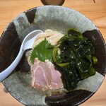 麺也 時しらず - 