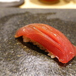 すし 中靜 - 漬け、今日のマグロはカナダから