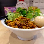 らー麺だるま - 辛スパイスらー麺