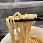 らぁ麺やまぐち - 麺にスープがよく絡む！