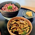 上尾ごはん - ステーキ丼 とろける赤身