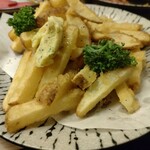 牛たん日和 - ｢大人のポテトフライ｣です。コレは普通のポテトフライでしたね...｡