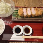 とんかつ 大蔵 - 