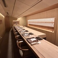鮨 八咫烏 - 