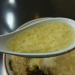 ラーメン浅野2号 - フワフワ玉子の入ったスープ