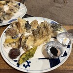 柳家 - きのこの天ぷら盛り合わせ