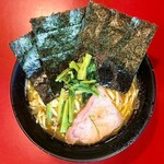 家系総本山 吉村家 - ラーメン並(全部普通)