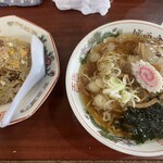 城西ラーメン - 半チャーハンとのセット