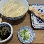 ⼿打ちと創造 はなまるうどん 多肥店 - 