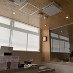 ⼿打ちと創造 はなまるうどん 多肥店 - 