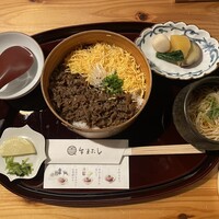 すき焼きと牛まぶし ももしき - 