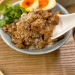 勺勺 - 台湾Spiceがとても効いているスパイス料理的で、相当旨いです。
