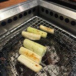 どすこい商店 ホルモン焼肉 豚星 - 