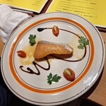 Sake Wine 洋食堂サリエ - ぷるんぷるんサーモン～43℃の新食感～