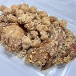 とりまさ - 【がっつり晩酌セット】手前が手羽先、上がナンコツ、左がもも。