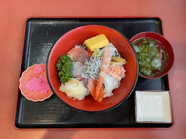 海鮮どんや とびしま 鶴岡店 - 羽前大山（海鮮）の写真