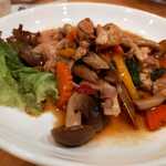 クルア ベンジャロン - 