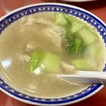 万里 - 豚肉とザーサイスープ