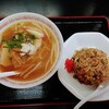 まるとみ食堂 - 料理写真:令和7年9月 ランチタイム(11:00〜)
ラーメンセット 税込880円
焼き飯、ラーメン