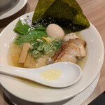 鶏そば かぐら屋 西新宿店 - 