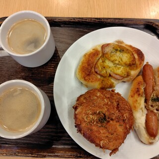 MIYABI cafe & boulangerie_1