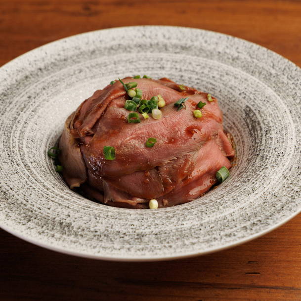 写真 : 溶岩焼きグリルと世界のワイン 肉助 上大岡店 - 上大岡/肉バル