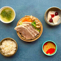 満漢昼飯【マンカンチュウハン】
