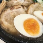 新宿めんや風花 - チャーシュー麺
            たまごtp