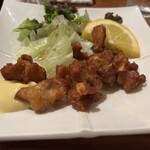 炭火焼鳥正ざわ - ナンコツの唐揚げ。意外に少なめ