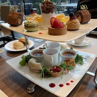 ポム・ダダン - 