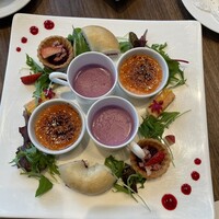 ポム・ダダン - 