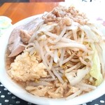 夢の一歩 - 小ラーメン　野菜マシマシ、ニンニクあり、脂少し
