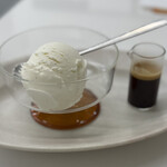 ファカロー ピッツァ ギャラリー - 自家製バニラジェラート