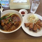 台湾料理 昇龍 - 料理写真:豚角煮麺と自家製春巻