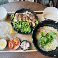 BLUE YARD - SPECIAL PLATE
                    山椒チキンプレート（税込:2,860円）