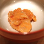 三谷 - 留萌のボタンエビの味噌と卵和え　黒龍　純吟 三十八号　(2014/10)