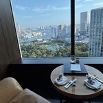 バー＆ラウンジ  トゥエンティエイト コンラッド東京 - 