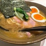 家系ラーメン 革新家 TOKYO - 