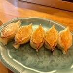 手作り餃子の店 吉春 - 