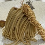 レ・ザンジュ・ベイ・ヨコハマ - しぼりたてゆえに、栗の風味を鼻でも感じる