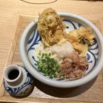 365日製麺所 - 料理写真:海鮮かき揚げおろしうどん
