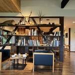 レストラン ウオゼン - 店内ソファ席から