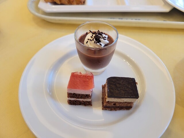 Hotel Monterey La Soeur Osaka photo 3