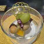 鉄板焼  阿利布 - デザートに何種類のスイーツ使ってるの？笑