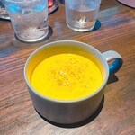 QUAYS pacific grill - 