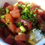 KCC Saturday Farmers' Market - Ahi poke bowl まぐろの漬け丼