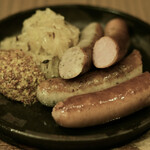 シュマッツ - ソーセージ盛り合わせ